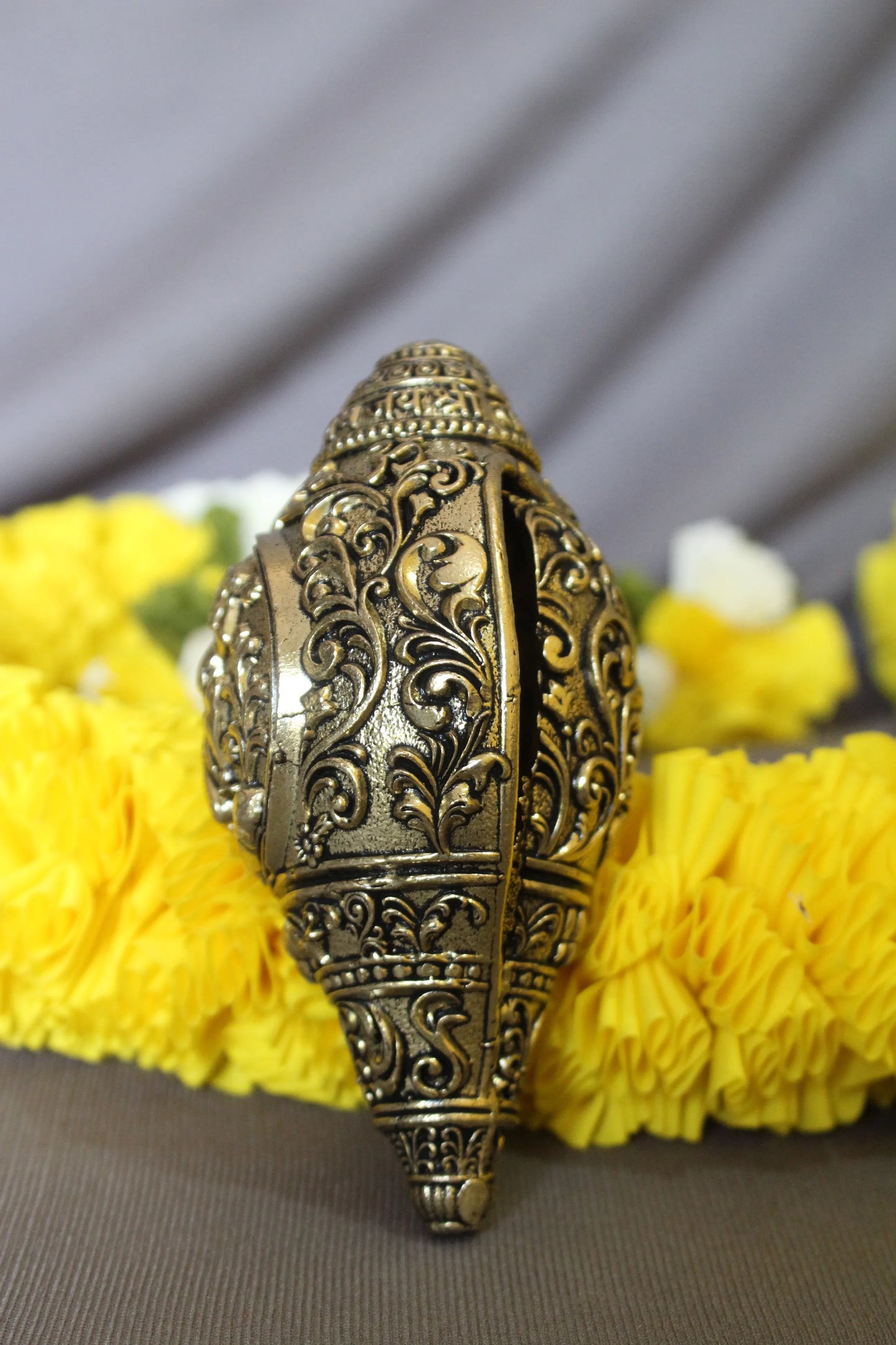 Brass Hanuman Shankh | Lord Hanuman Engraved Conch Shell for Pooja & Home Mandir | Rigvedaa™ (4.50 inch)