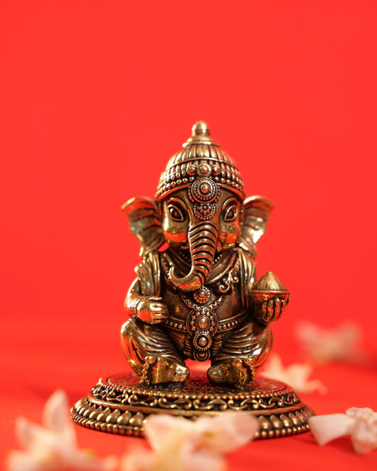 Brass Bal Ganesha Idol in Seated Pose | Baby Ganesha Murti 3.25" – Rigvedaa™