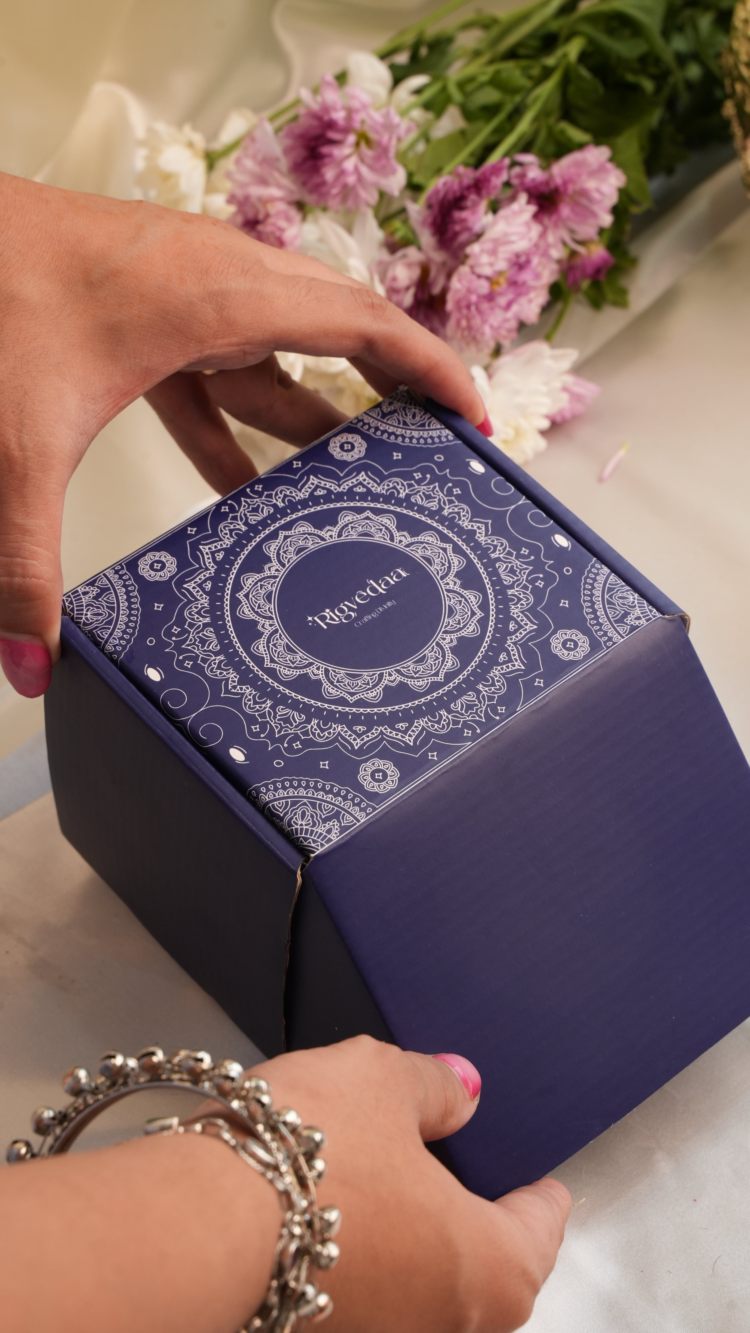 Rigvedaa Hamper Mini - Vintage Brass Bell & 2 Ganesh Diya