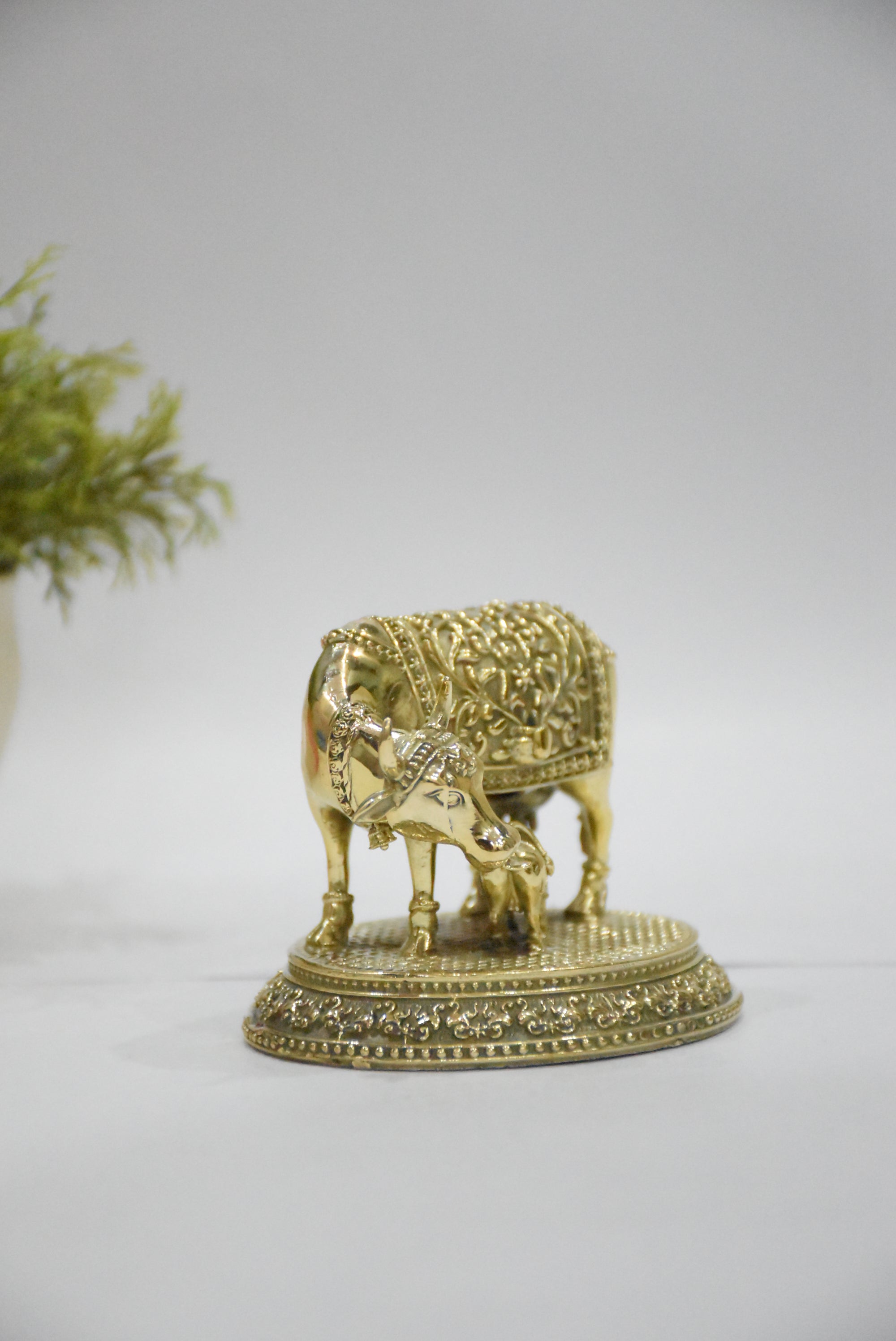 Brass Kamdhenu Cow and Calf Idol | Auspicious Sculpture of Abundance & Harmony