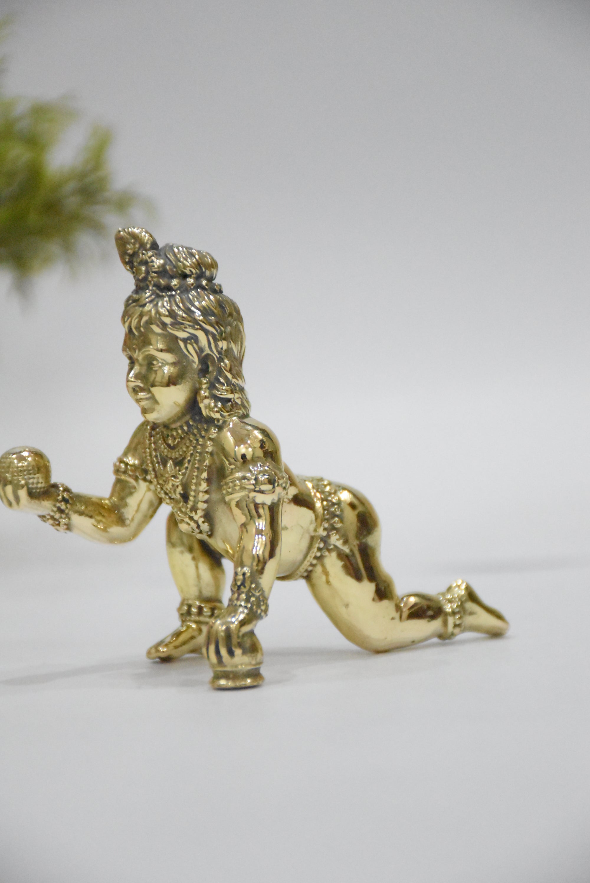 Brass Laddu Gopal Idol | Divine Bal Krishna Murti for Home Mandir & Janmashtami