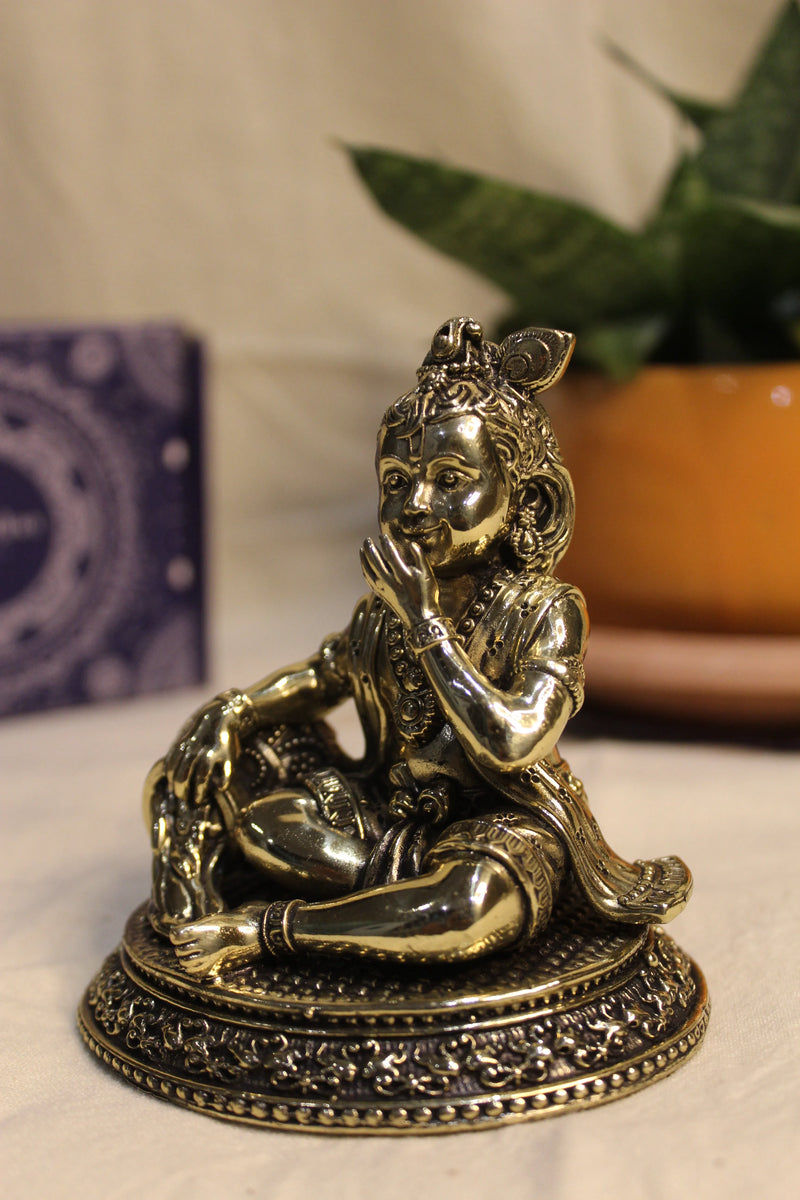 Brass Laddu Gopal Eating Makhan Idol 4" | Rigvedaa™