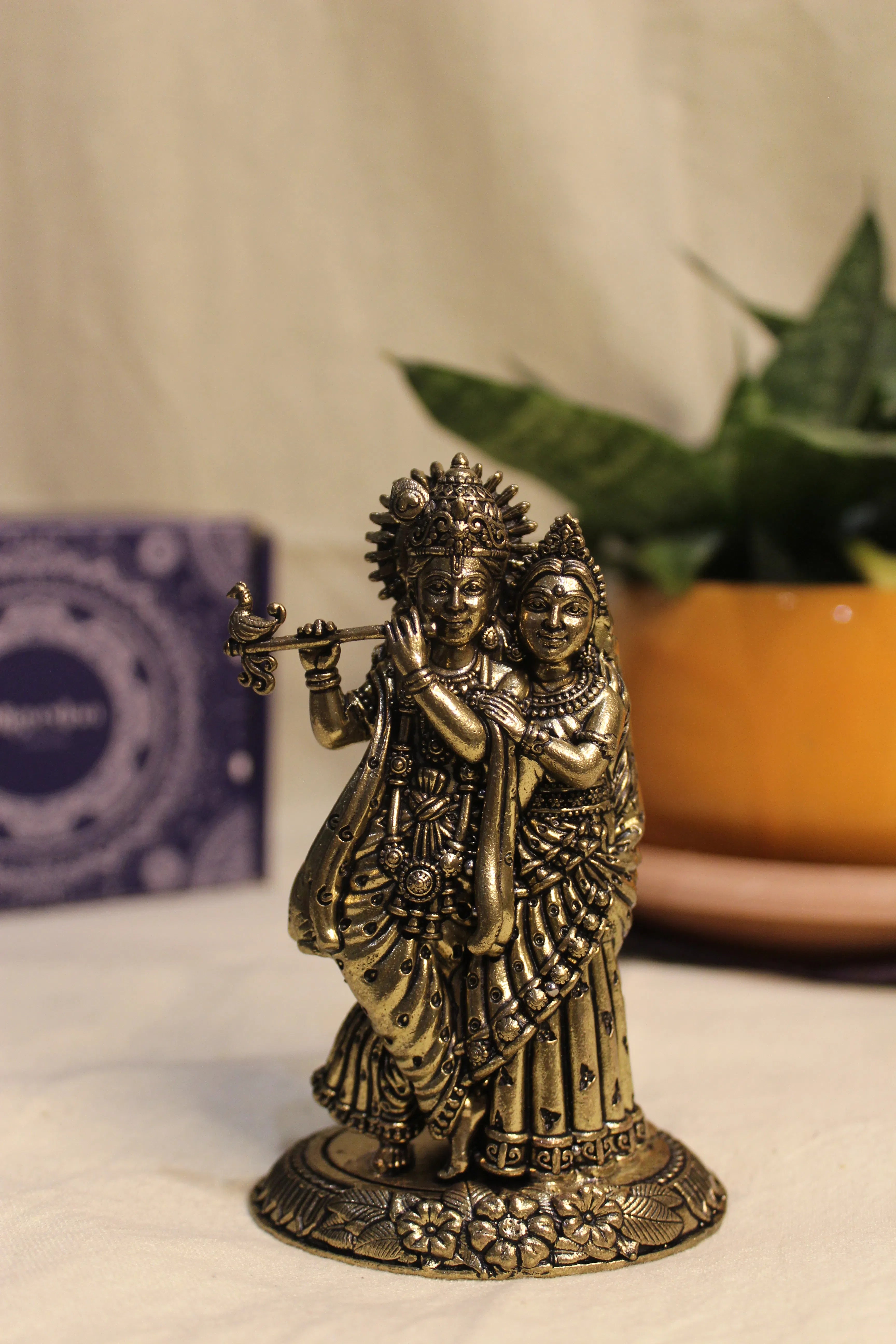 Brass Radha Krishna Idol – Handcrafted Divine Love Sculpture