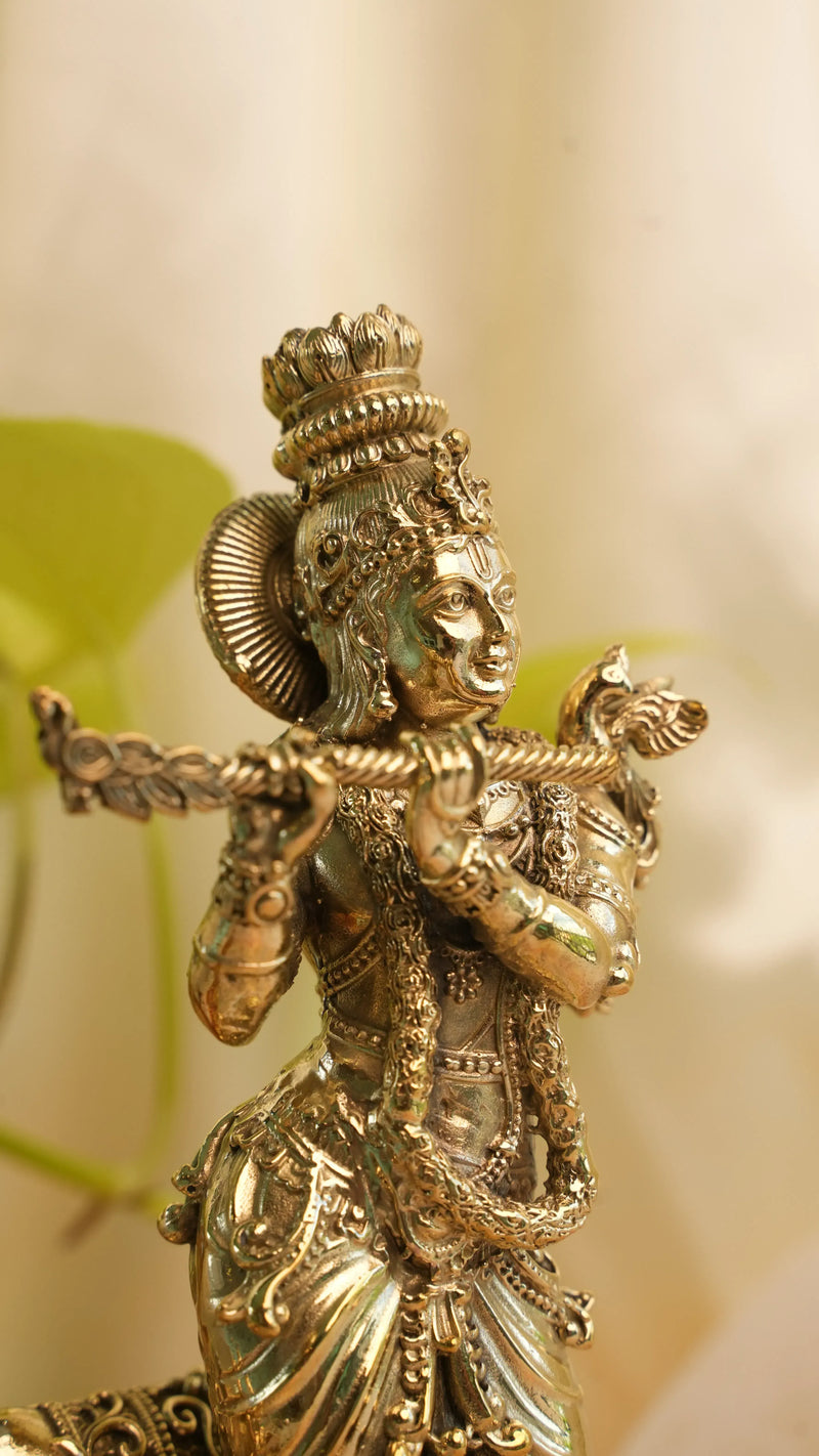 Handcrafted_Krishna_with_cow_Brass_idol_Divine_Sculpture_of_Harmony_Love_and_Prosperity
