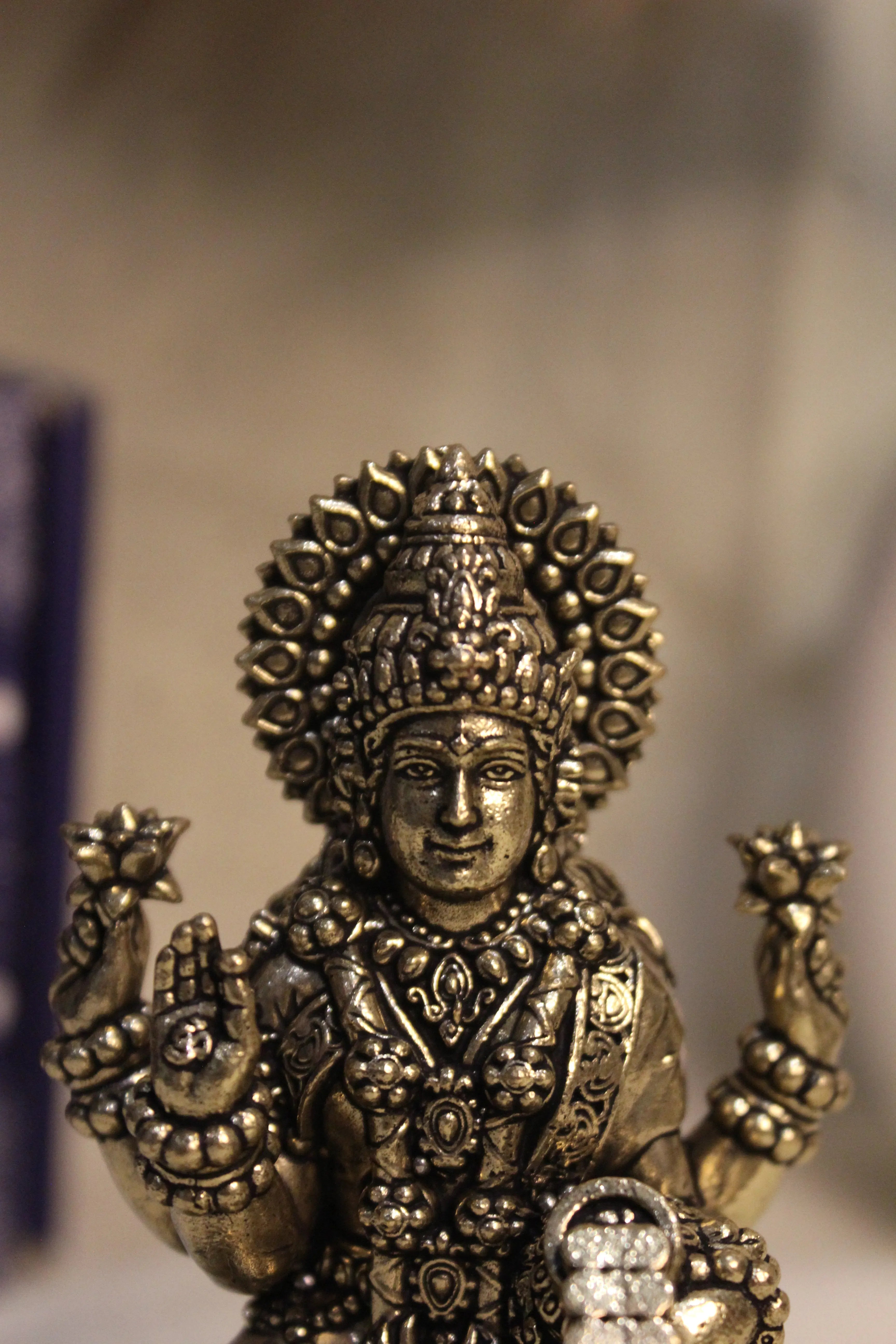 Laxmi Ganesha idol Seated on Lotus - 4"