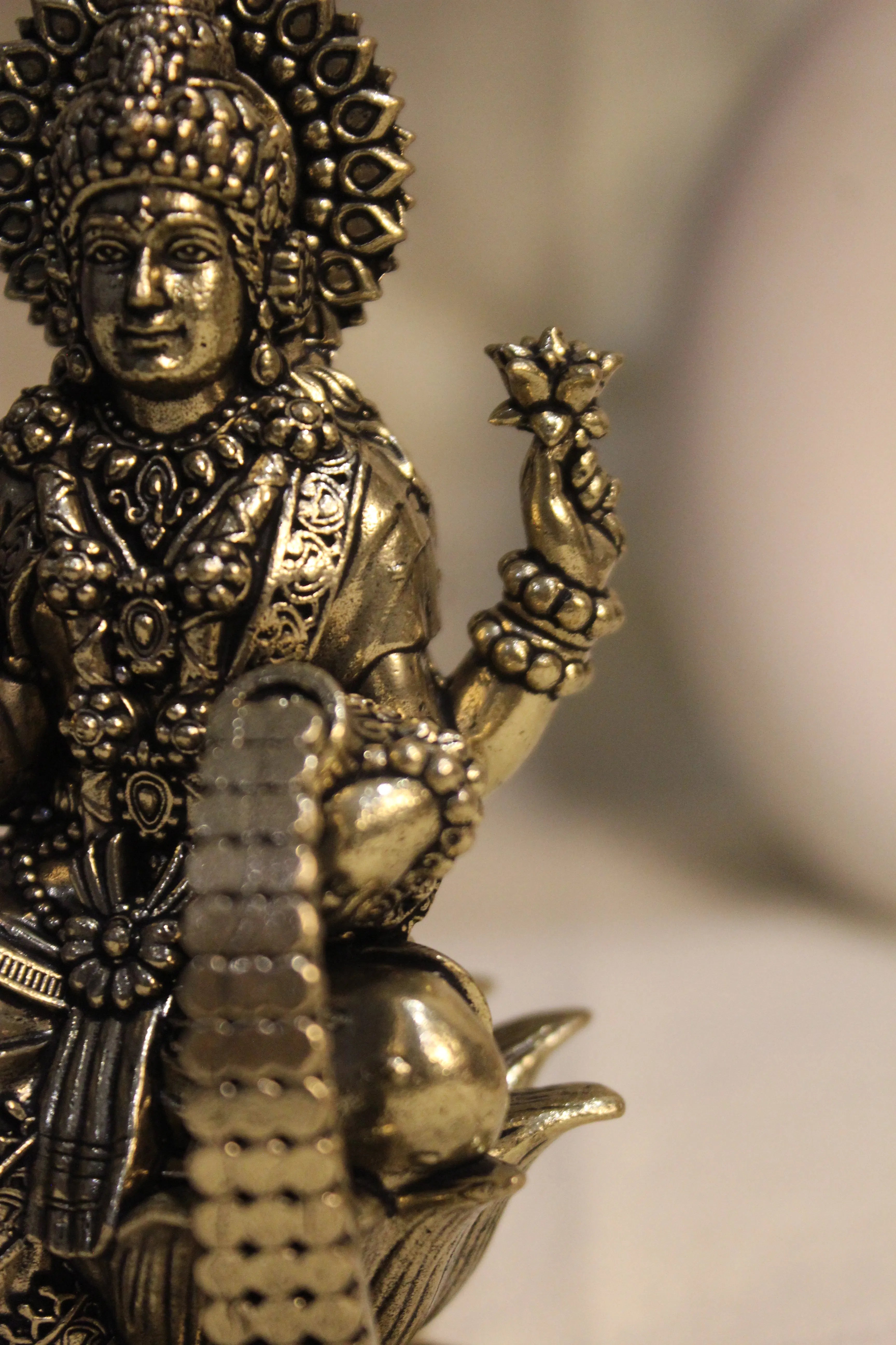 Laxmi Ganesha idol Seated on Lotus - 4"