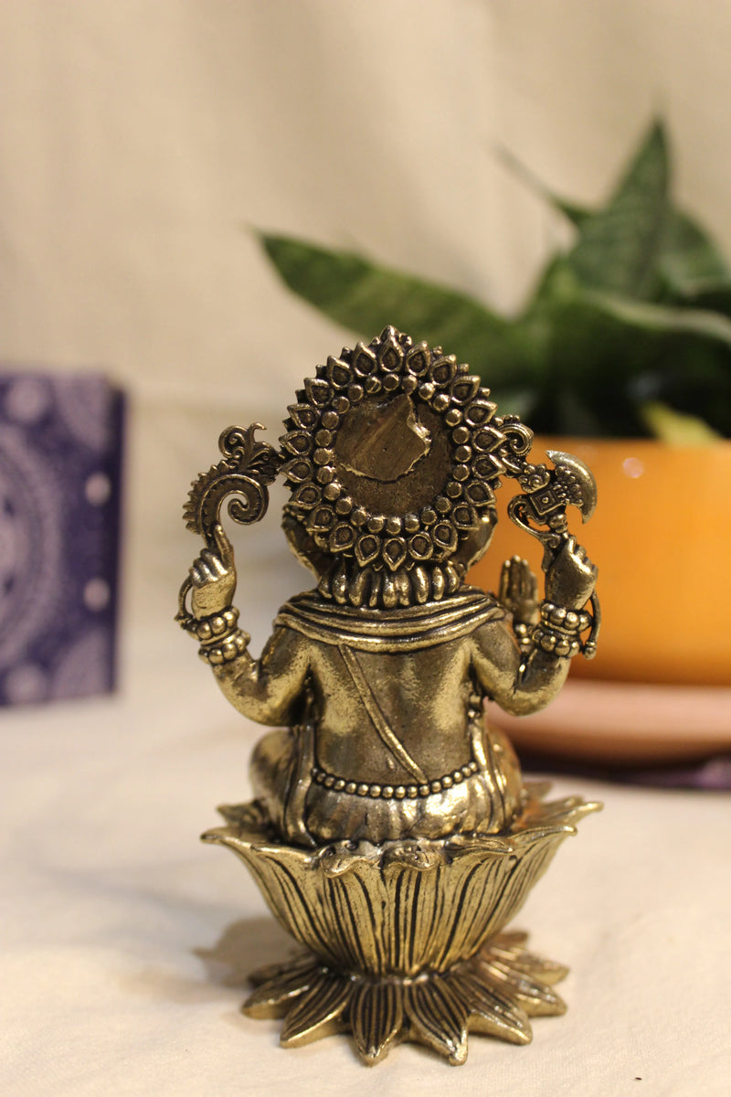 Laxmi Ganesha idol Seated on Lotus - 4"