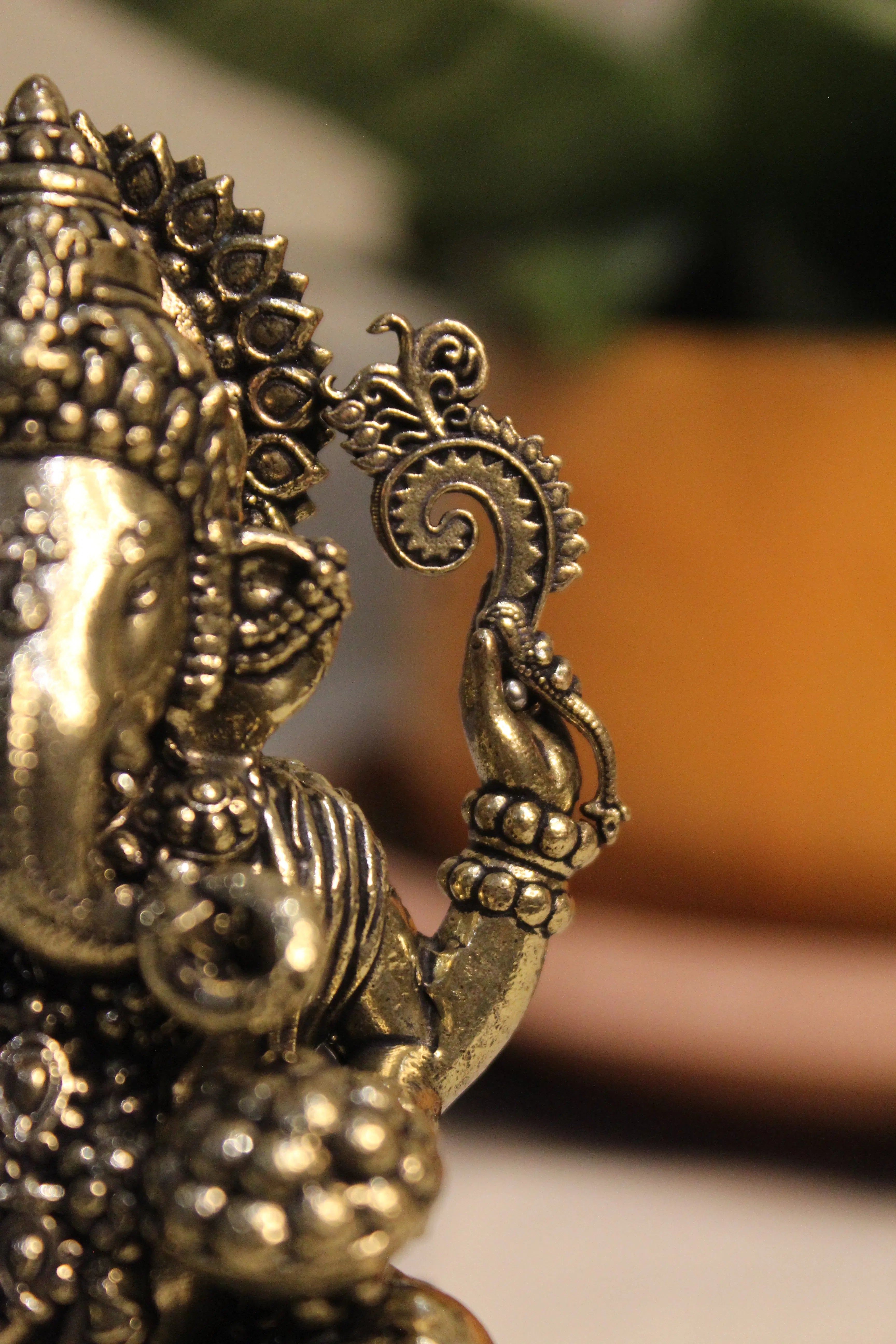 Laxmi Ganesha idol Seated on Lotus - 4"