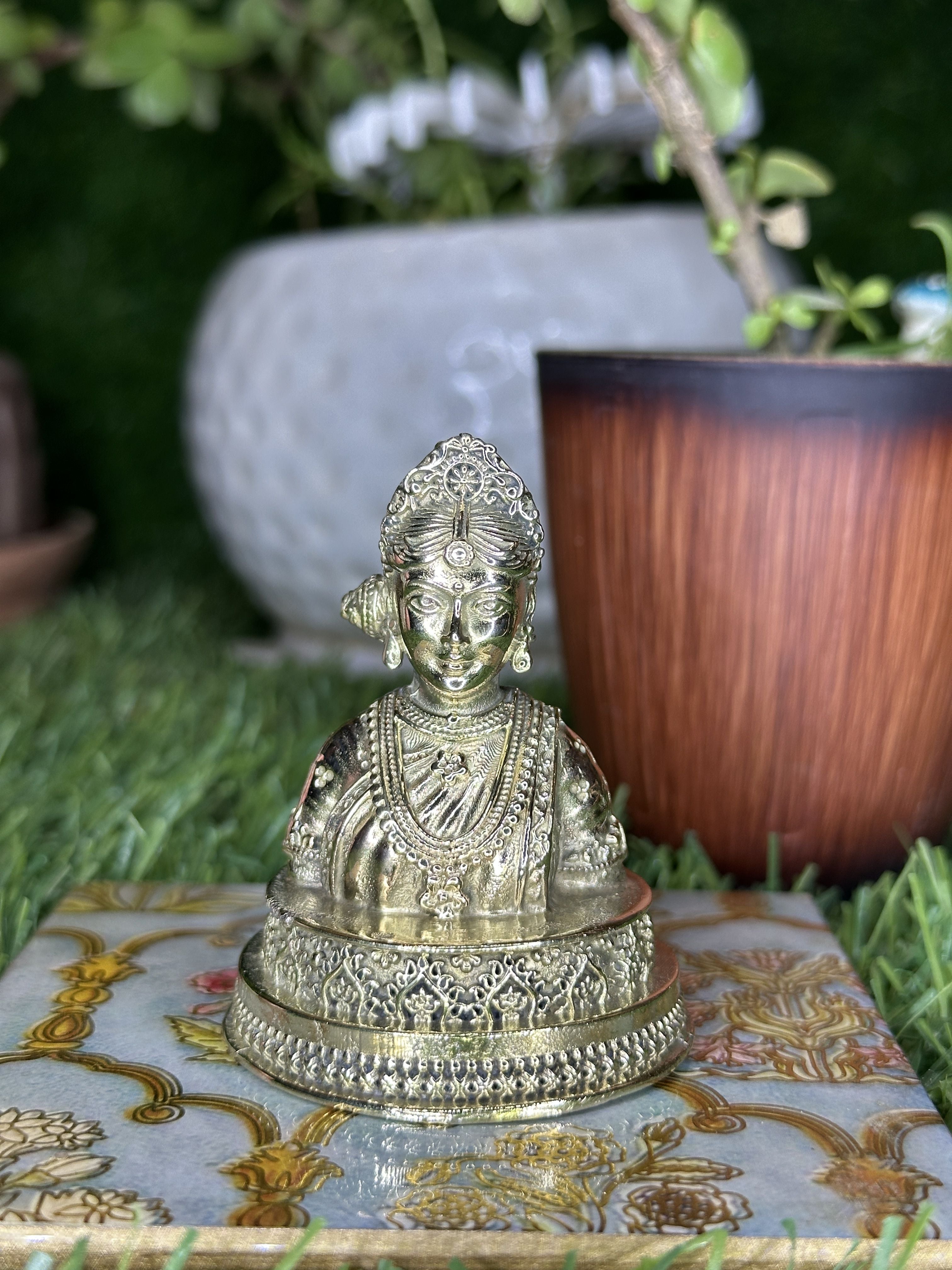 Brass Gauri Mata Figurine – Divine Sacred Sculpture of Purity & Strength