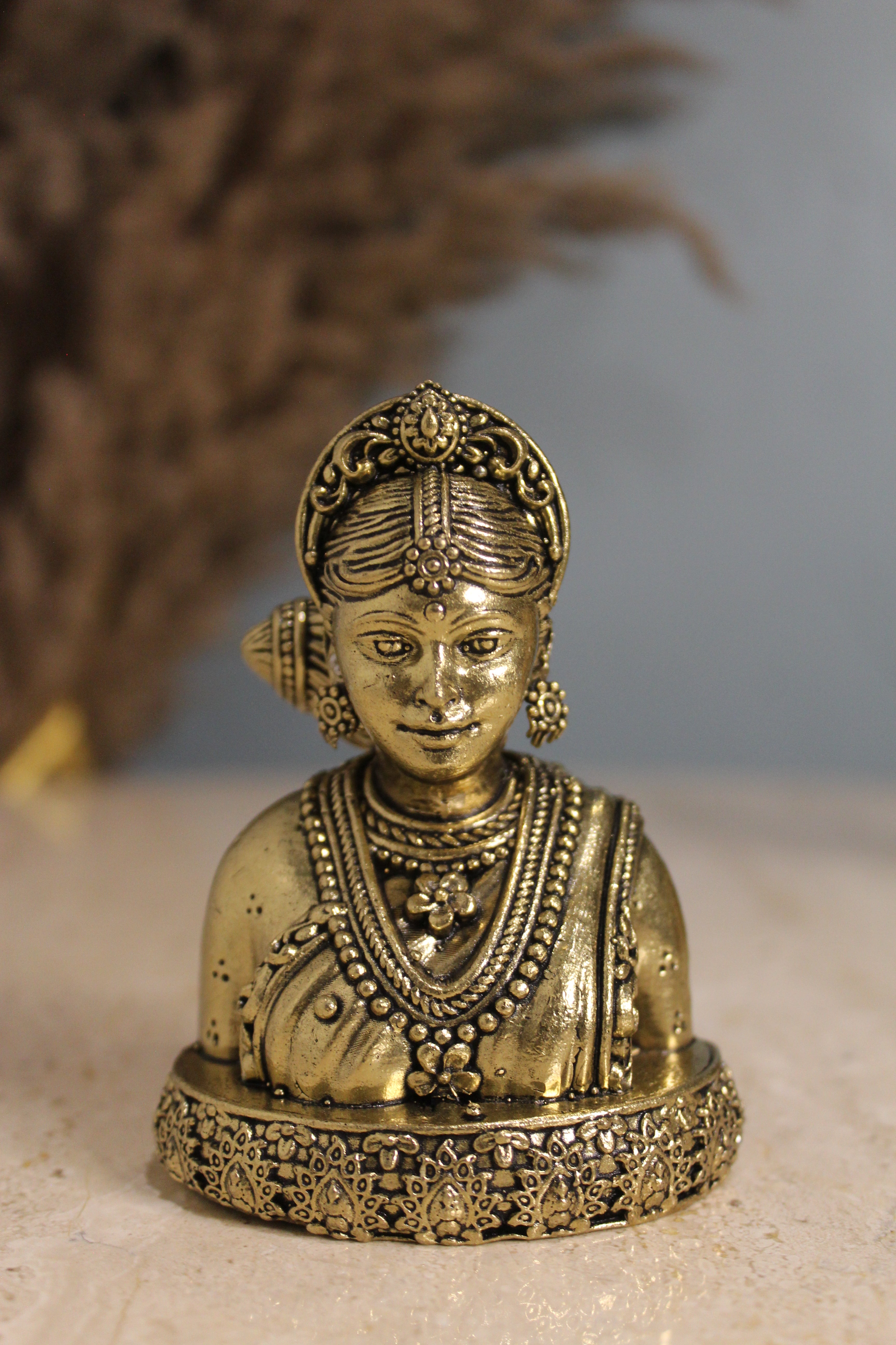 Brass Gauri Mata Figurine – Divine Sacred Sculpture of Purity & Strength