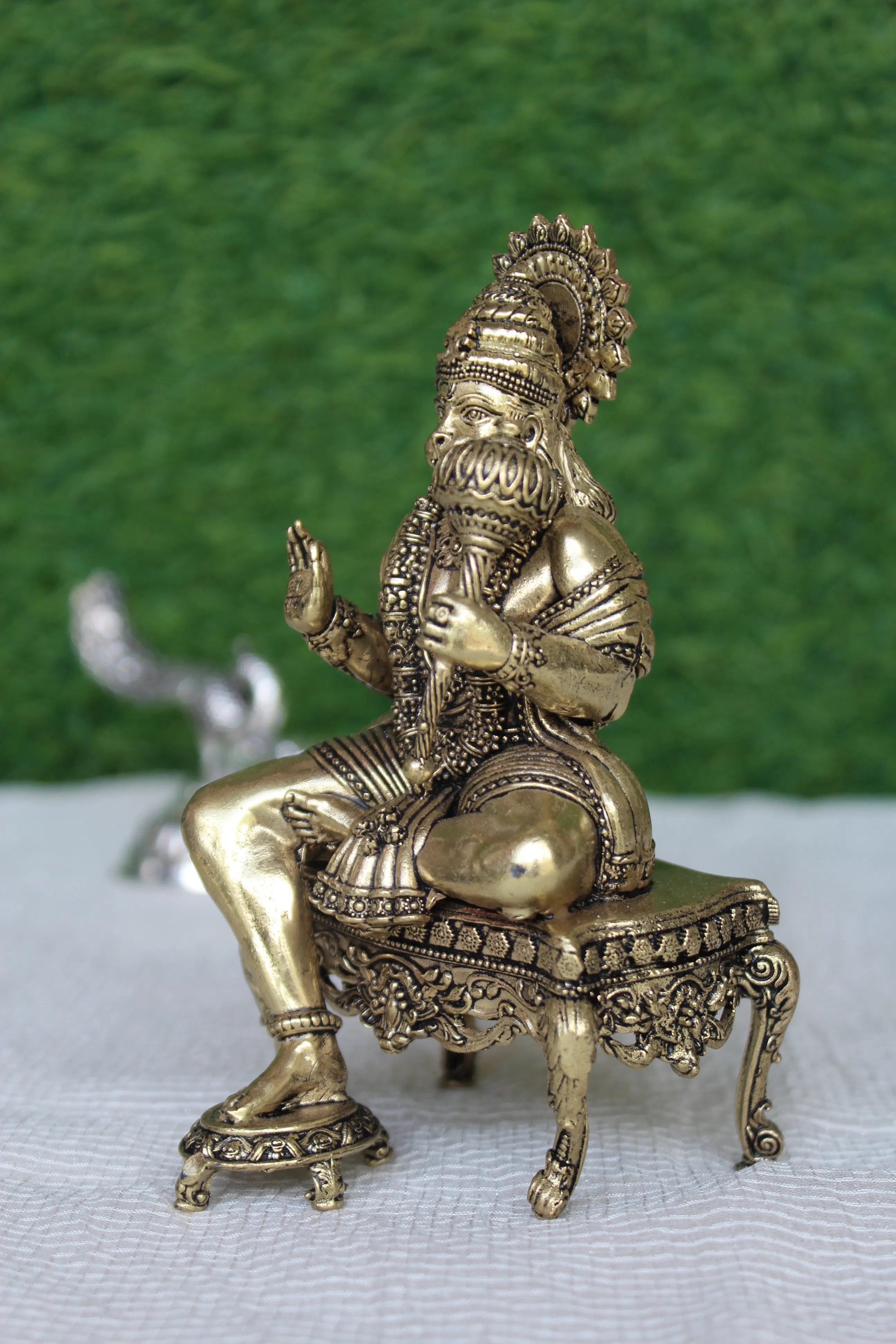 Brass Hanuman Ji Sitting On Throne | Majestic Idol Of Lord Hanuman For Home Temple & Gifting (5.25 inch)