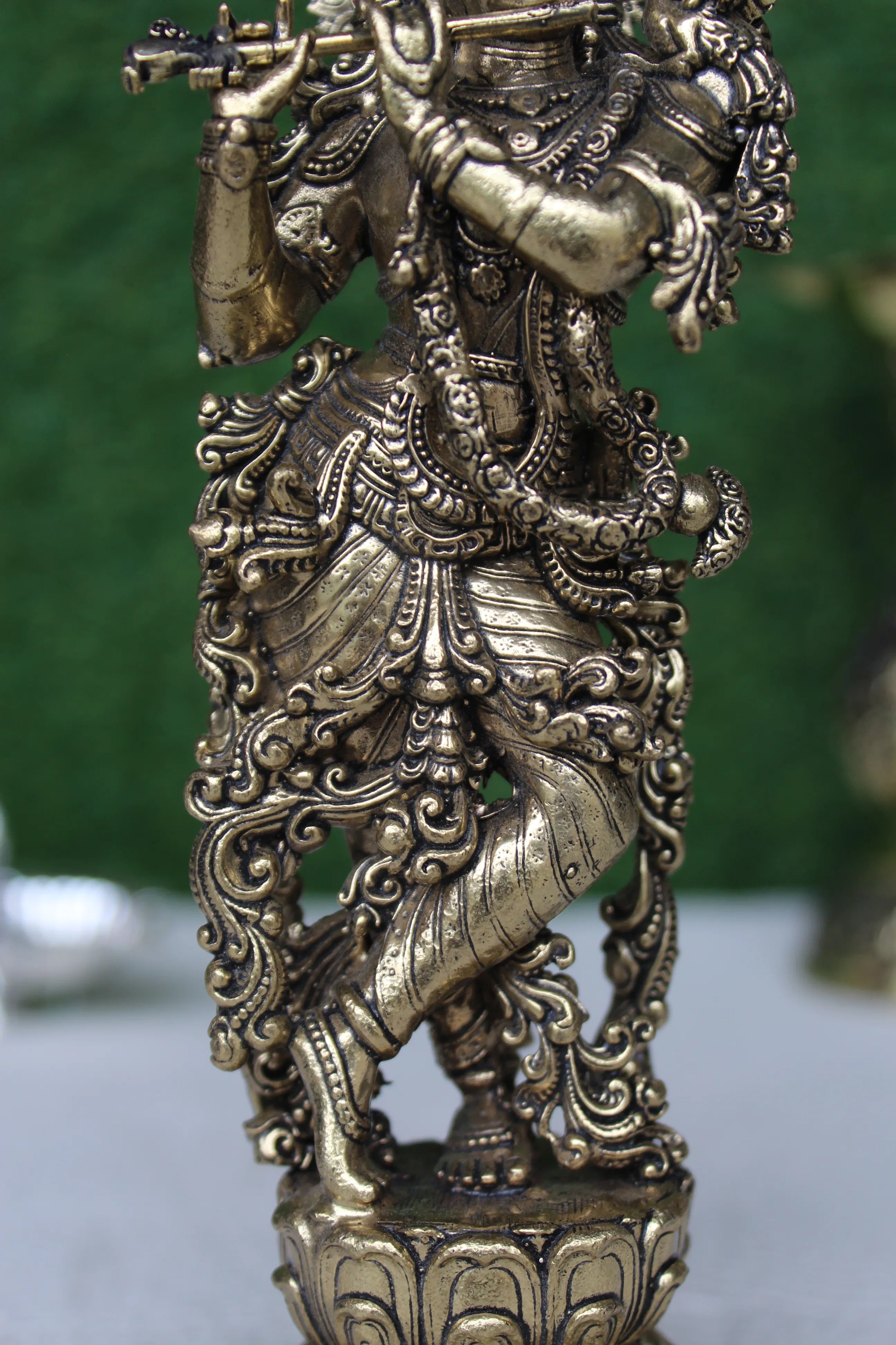Brass Krishna Idol With Flute – 7.50 Inch | Murli Manohar Standing Statue For Home Temple & Gifting