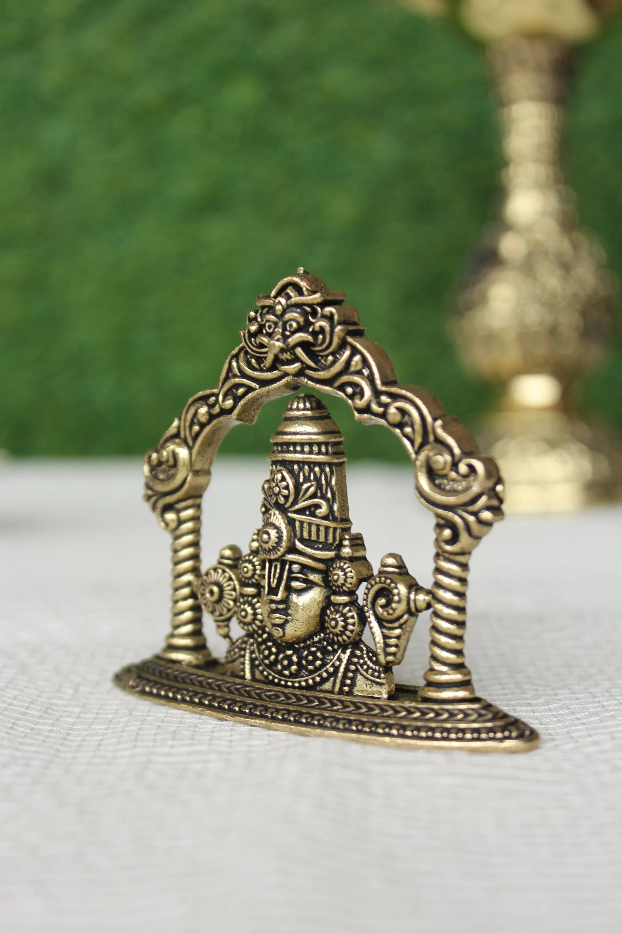 Brass Tirupati Balaji Face | Lord Venkateswara Mukut Murti for Home Mandir & Gifting | Rigvedaa™ (2.00 inch)