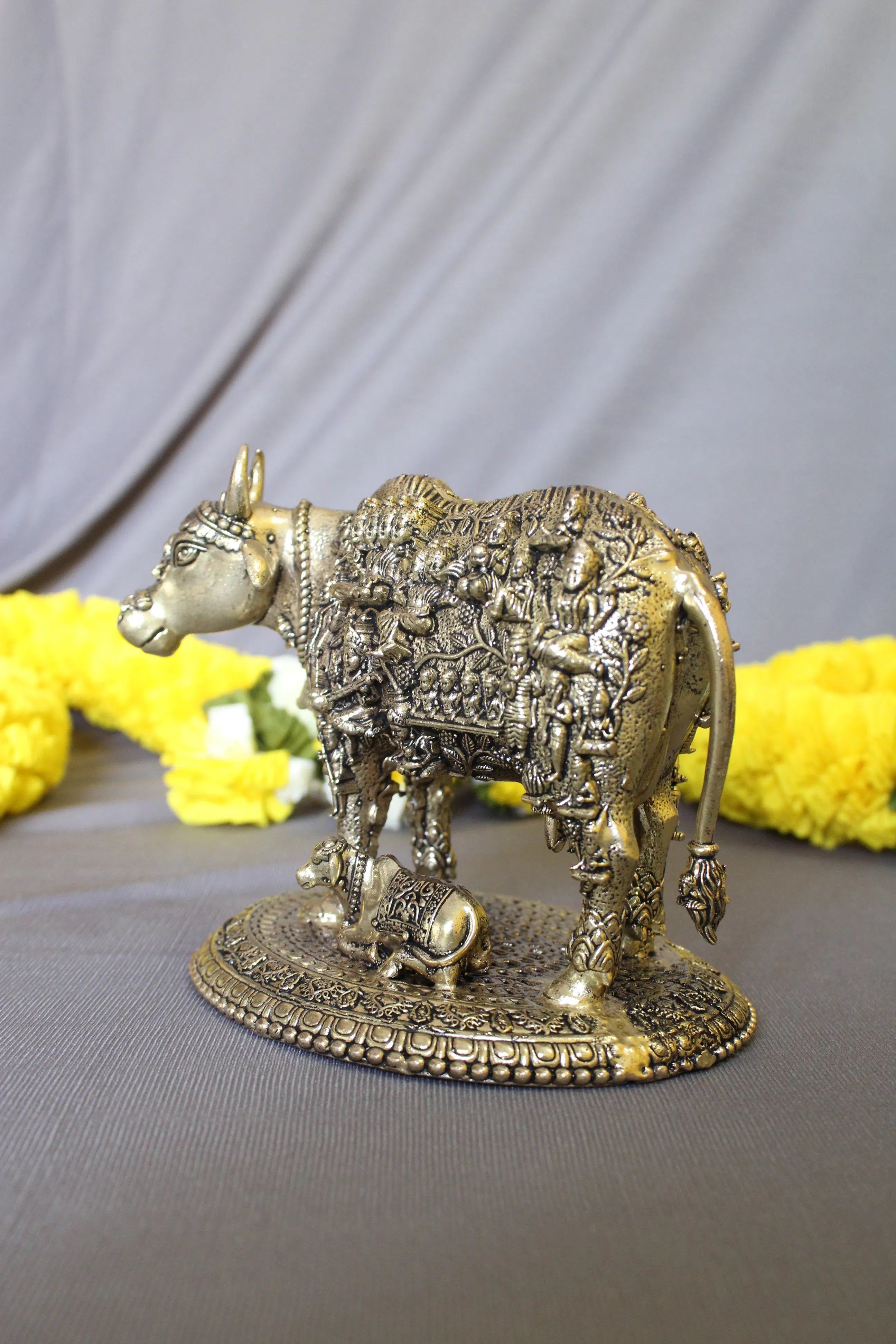 Kamdhenu Cow and Calf Idol with Engraved Gods – Brass Vastu Statue for Wealth, Prosperity and Divine Blessings (5.00 inch)