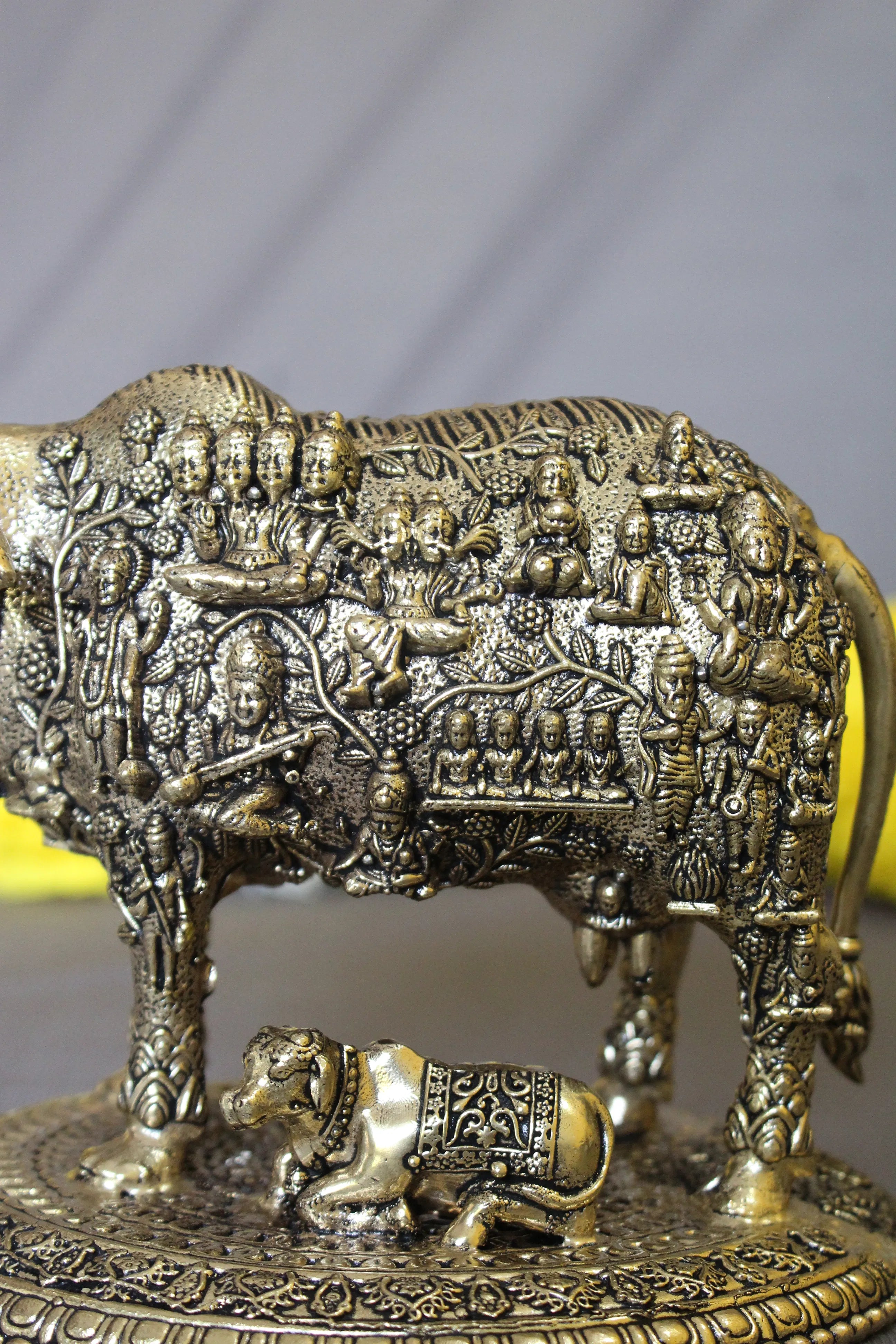 Kamdhenu Cow and Calf Idol with Engraved Gods – Brass Vastu Statue for Wealth, Prosperity and Divine Blessings (5.00 inch)