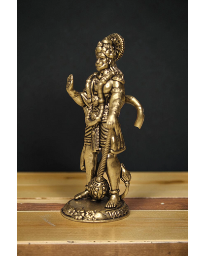 Rigvedaa	rade	rade	rade Hanuman idol in brass, Ashirwad pose, golden finish, 4 inch, for home mandir and puja room.