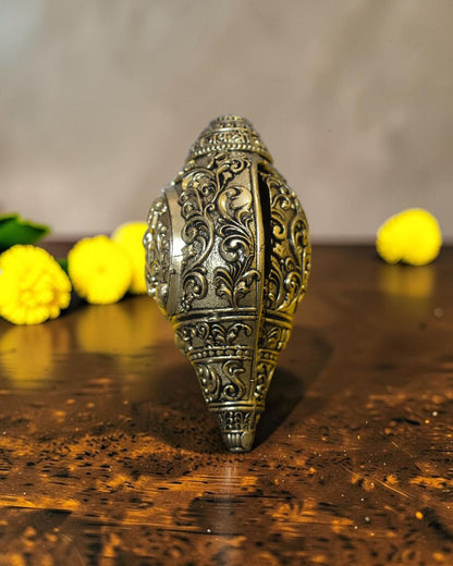 Rigvedaa™ brass shankh with intricate Lord Hanuman engraving, ideal for pooja and home mandir.