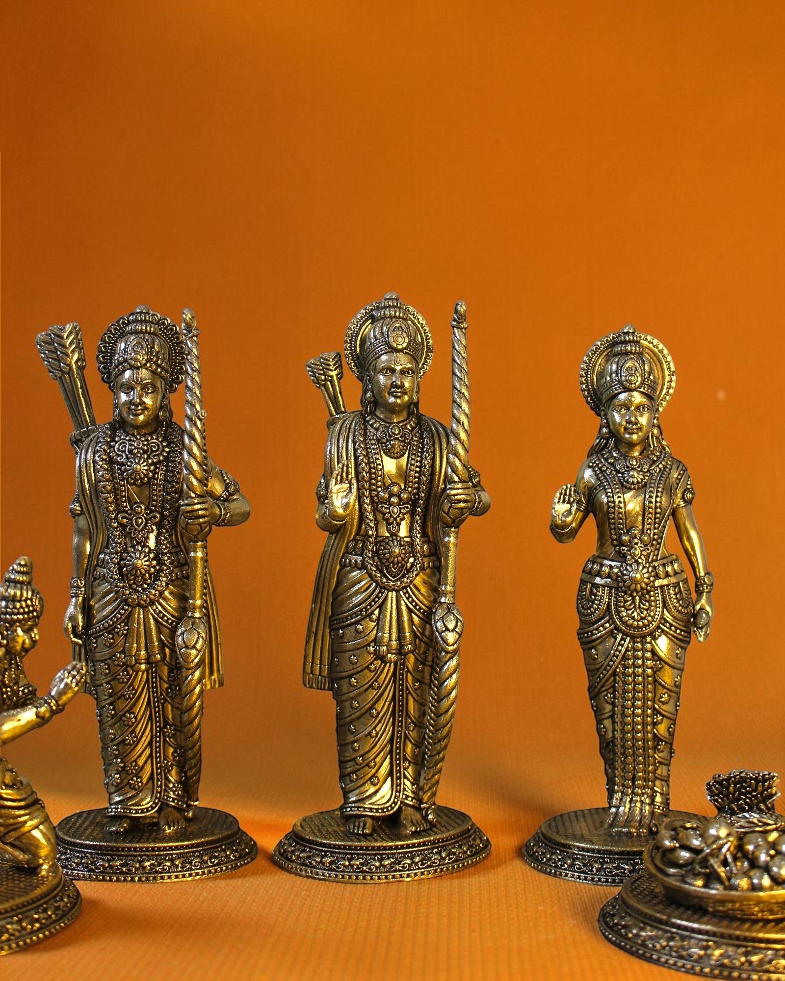 Rigvedaa brass Ram Darbar idol set, 7 inch antique finish, depicting Lord Ram, Sita, Lakshman, and Hanuman.