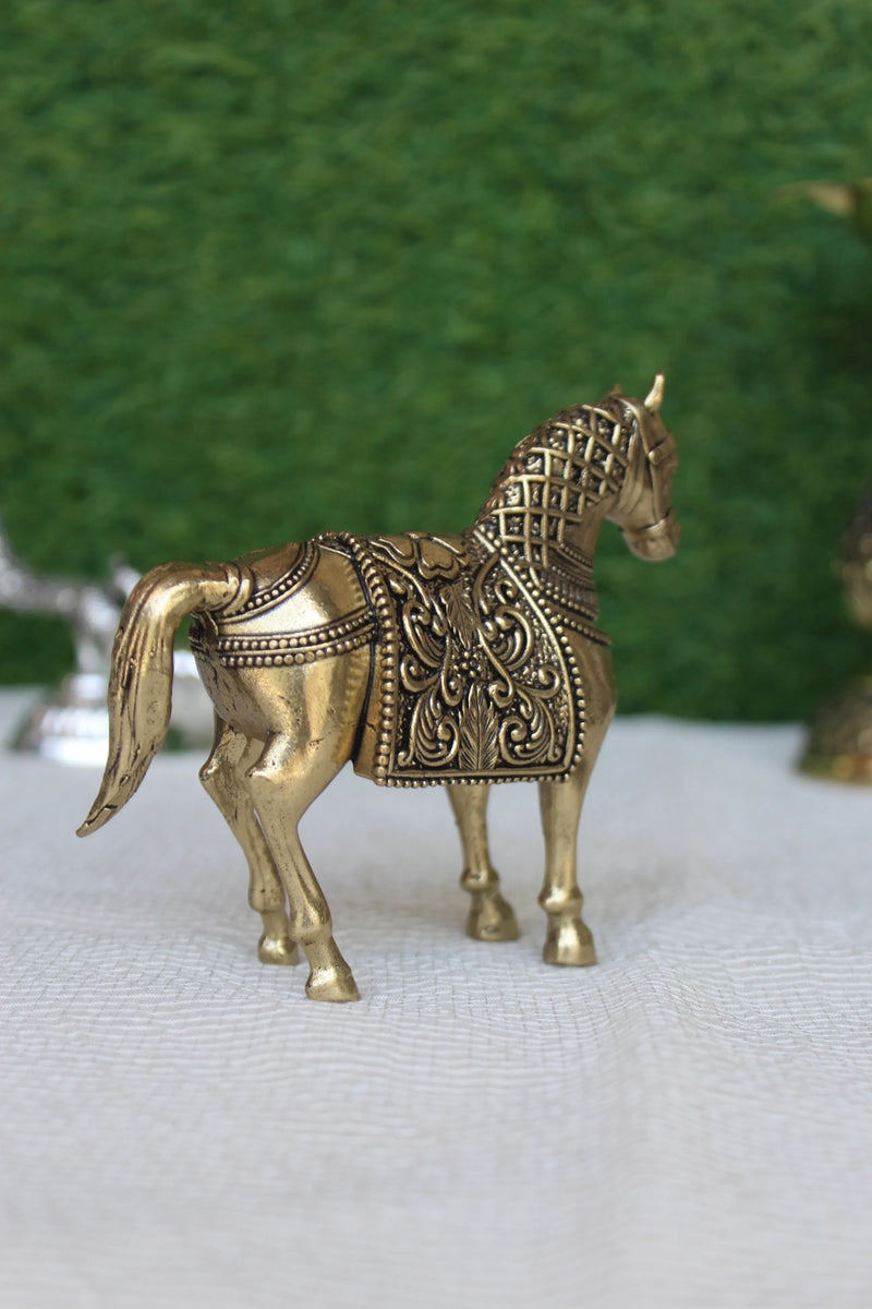 Royal Brass Horse Statue – Decorative Handcrafted Brass Ghoda for Home & Office Décor, 3.75 Inch